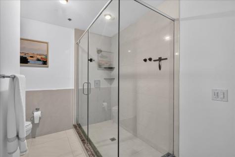 1100 Maxwell Lane Hoboken NJ 07030