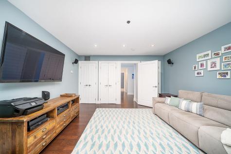 1025 Maxwell Lane Hoboken NJ 07030
