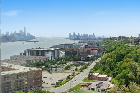 6040 Boulevard East West New York NJ 07093