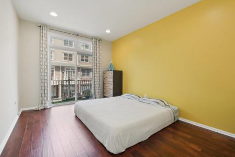 351 Oswego Court West New York NJ 07093