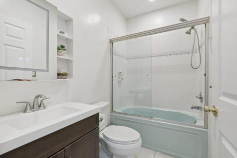 351 Oswego Court West New York NJ 07093
