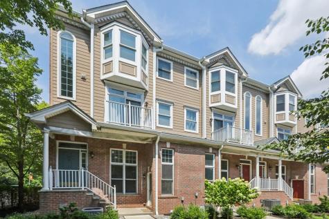 351 Oswego Court West New York NJ 07093