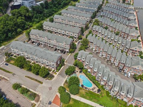 351 Oswego Court West New York NJ 07093