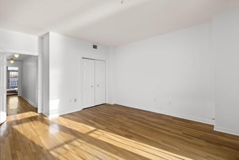 206 Shearwater Court West Jersey City NJ 07305