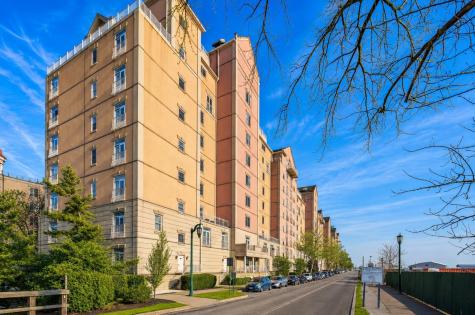 206 Shearwater Court West Jersey City NJ 07305