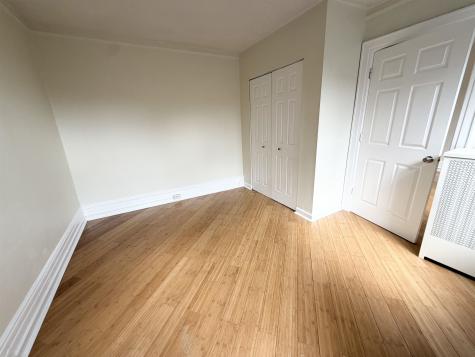 7306 Park Avenue North Bergen NJ 07047