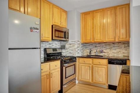 135 Montgomery Street Jersey City NJ 07302