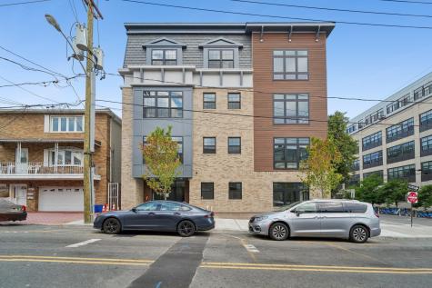 158 Oakland Avenue Jersey City NJ 07306