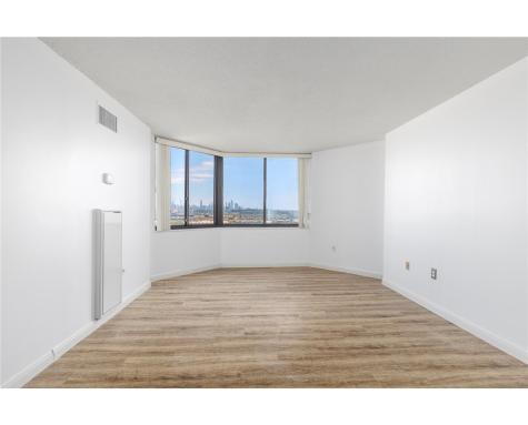 1705 Harmon Cove Tower Secaucus NJ 07094
