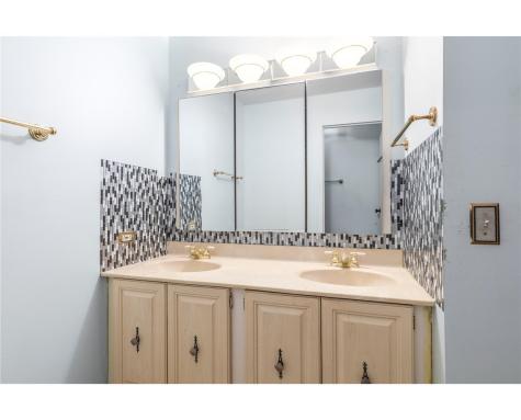 1705 Harmon Cove Tower Secaucus NJ 07094