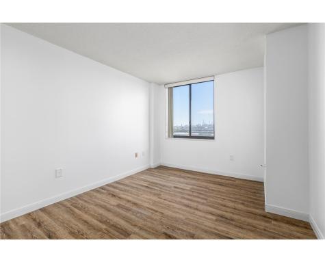 1705 Harmon Cove Tower Secaucus NJ 07094
