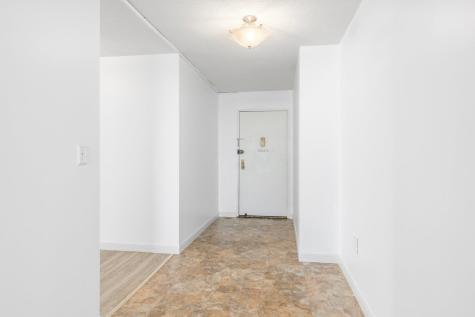 1705 Harmon Cove Tower Secaucus NJ 07094