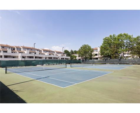 1705 Harmon Cove Tower Secaucus NJ 07094
