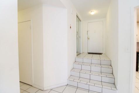 108 Harmon Cove Tower Secaucus NJ 07094