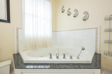 604 Avenue A Bayonne NJ 07002