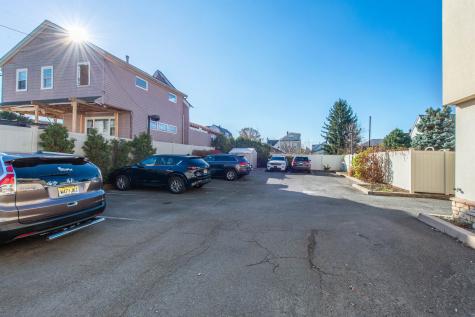 604 Avenue A Bayonne NJ 07002