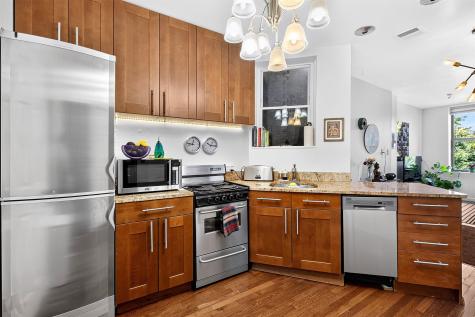222 48th Street Union City NJ 07087