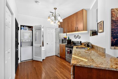 222 48th Street Union City NJ 07087