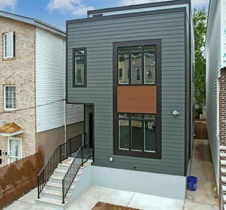 108 Oak Street Jersey City NJ 07305
