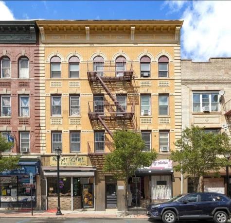 214 48th Street Union City NJ 07087