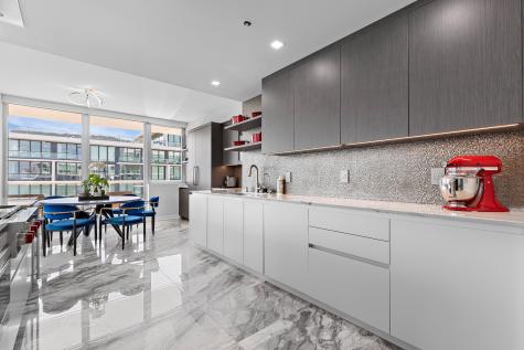 1000 Avenue At Port Imperial Weehawken NJ 07086