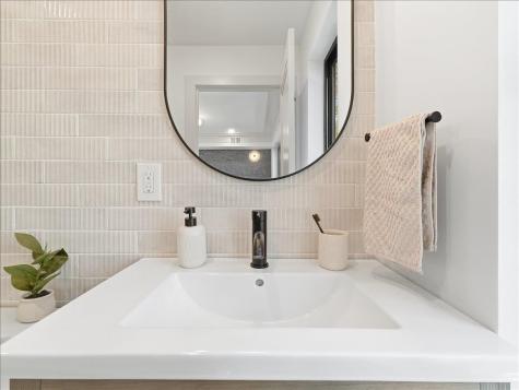 62 Gardner Avenue Jersey City NJ 07304
