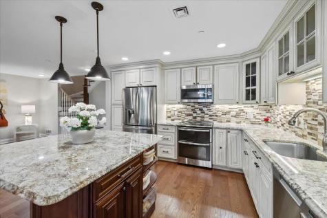 208 Shearwater Court West Jersey City NJ 07305
