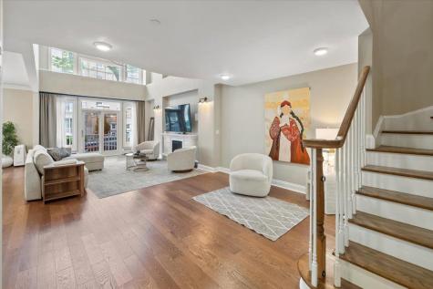 208 Shearwater Court West Jersey City NJ 07305