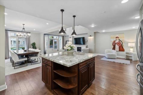 208 Shearwater Court West Jersey City NJ 07305