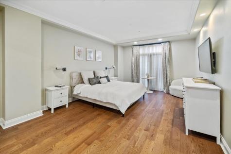 208 Shearwater Court West Jersey City NJ 07305