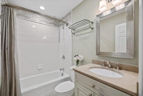 208 Shearwater Court West Jersey City NJ 07305