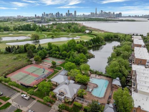 208 Shearwater Court West Jersey City NJ 07305