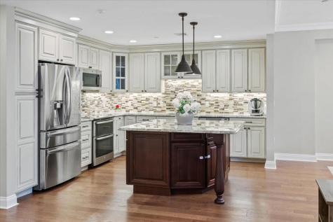 208 Shearwater Court West Jersey City NJ 07305