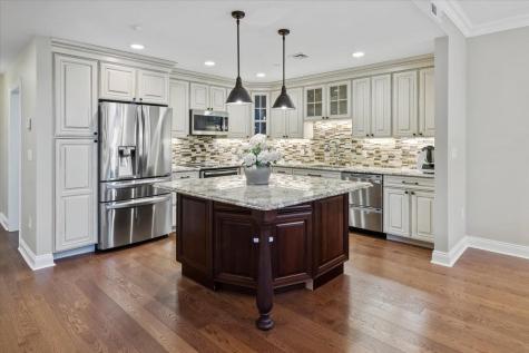 208 Shearwater Court West Jersey City NJ 07305
