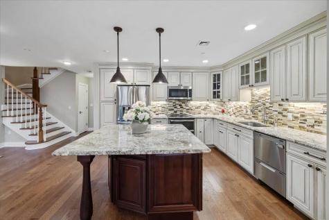 208 Shearwater Court West Jersey City NJ 07305