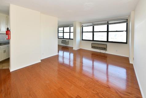 7004 Boulevard East Guttenberg NJ 07093