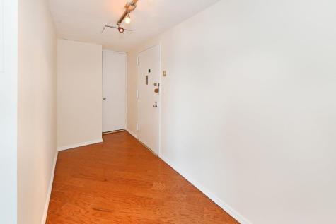 7004 Boulevard East Guttenberg NJ 07093