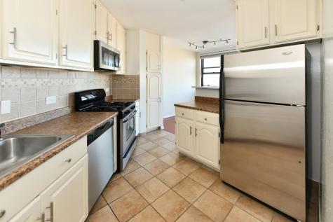 7004 Boulevard East Guttenberg NJ 07093