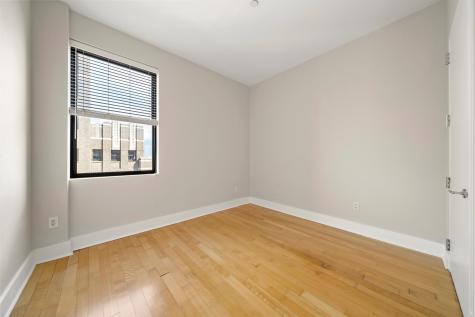 4 Beacon Way Jersey City NJ 07304