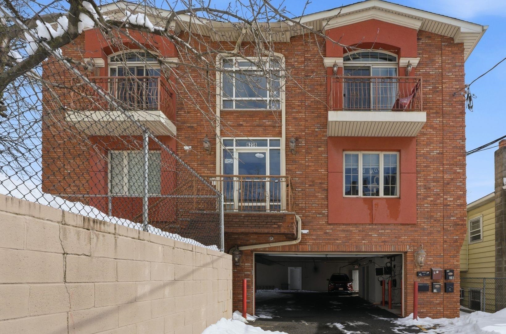 6208 Jackson Street West New York NJ 07090