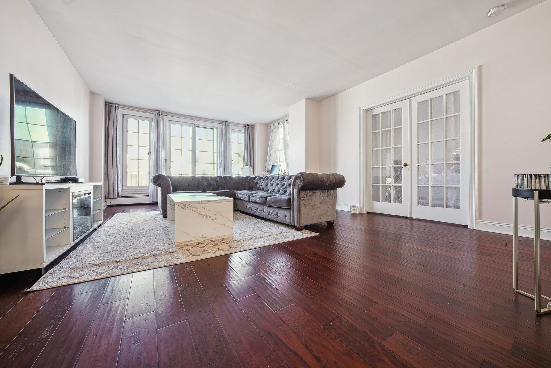 203 Shearwater Court West Jersey City NJ 07305