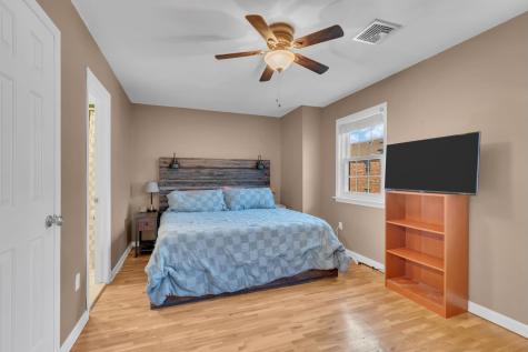 3661 Meadow Lane North Bergen NJ 07047