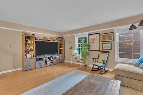 3661 Meadow Lane North Bergen NJ 07047