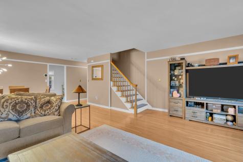3661 Meadow Lane North Bergen NJ 07047