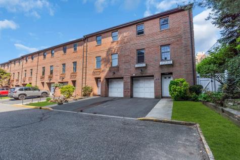 3661 Meadow Lane North Bergen NJ 07047