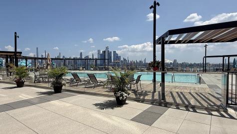380 Mountain Road Union City NJ 07087
