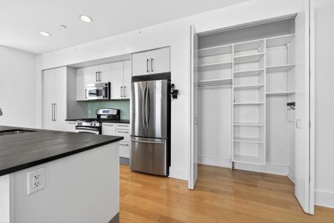 4 Beacon Way Jersey City NJ 07304