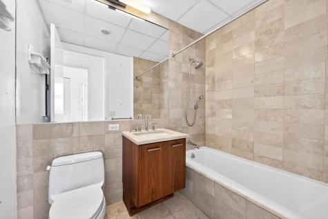 4 Beacon Way Jersey City NJ 07304