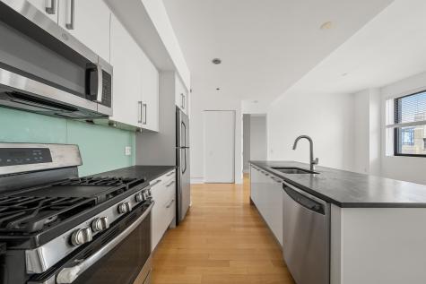 4 Beacon Way Jersey City NJ 07304
