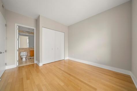 4 Beacon Way Jersey City NJ 07304